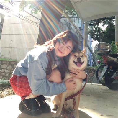 偷听女儿心声后,虐文女主全家宠